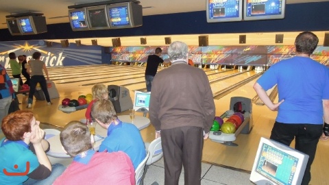 20130406_Bowling-Challenge_PICT0027